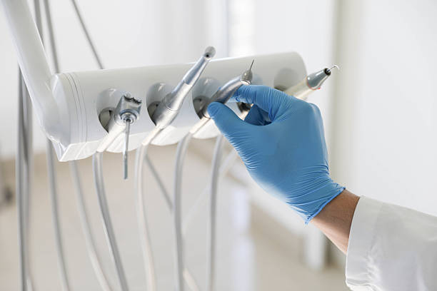 Professional Dental Crowns And Bridges technician working in Southeastern Connecticut Planning Region County, CT